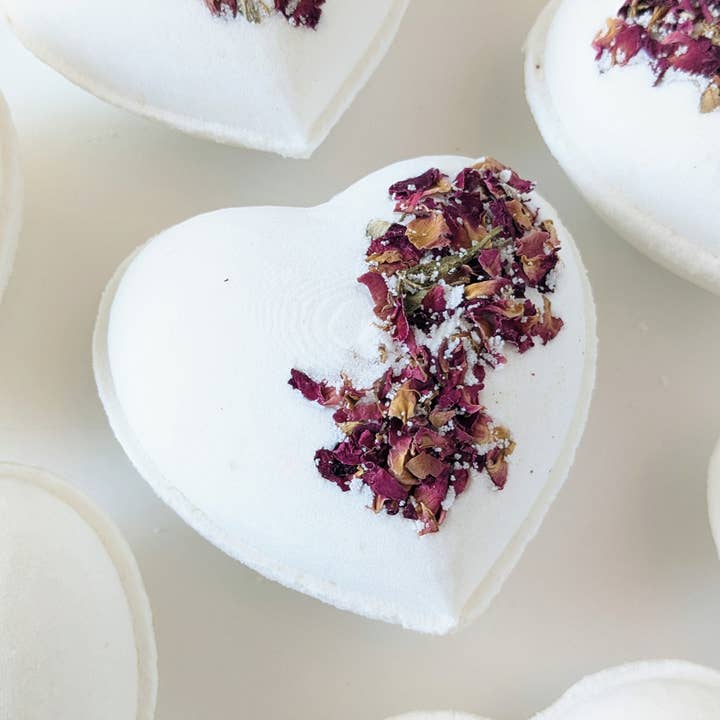 Beachy Bubbles Bath Co - Wholesale Bath Bomb/Fizz - Blooming Romance Bath Bomb
