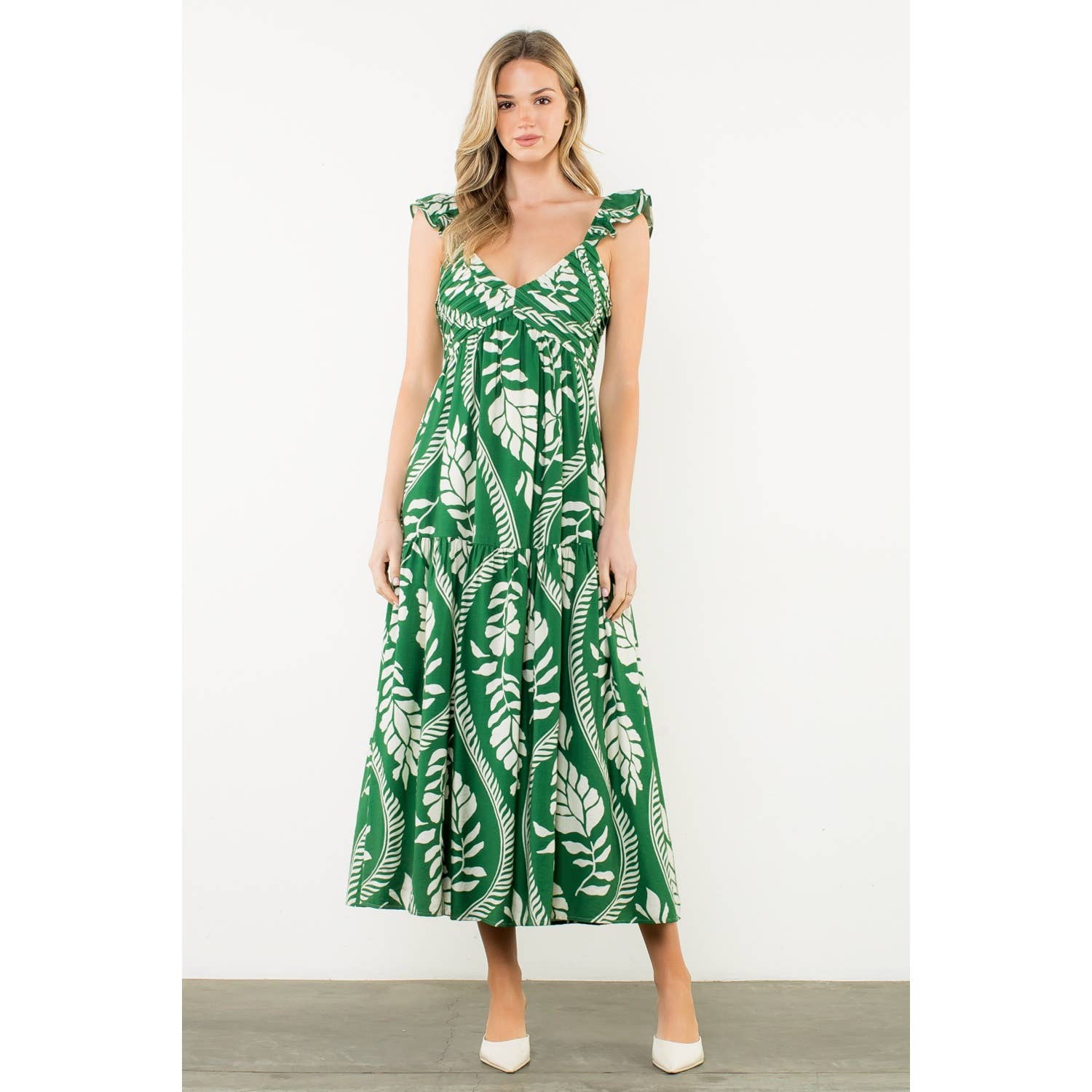 THML - Wholesale Dress - Women's - Flutter Sleeve Leaf Print Maxi Dress7