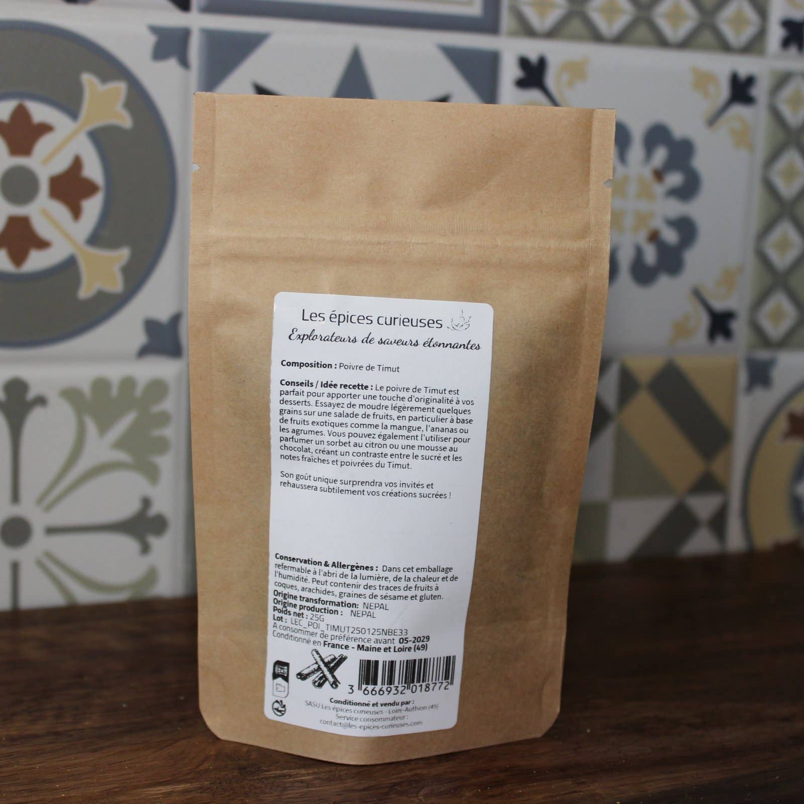 Les Epices Curieuses - Wholesale Dried Spice Mix - Whole Timut pepper4