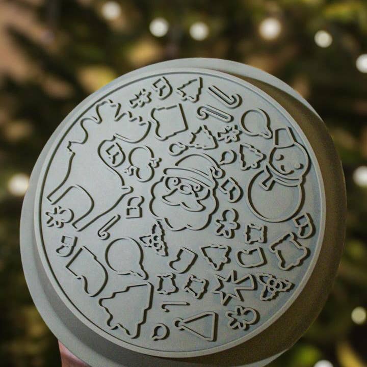 Bodhi & The Birchtree - Wholesale Pet bowl – Dog - Festive Christmas Tree Dual Slow Feeder/Lick Mat Bowl3