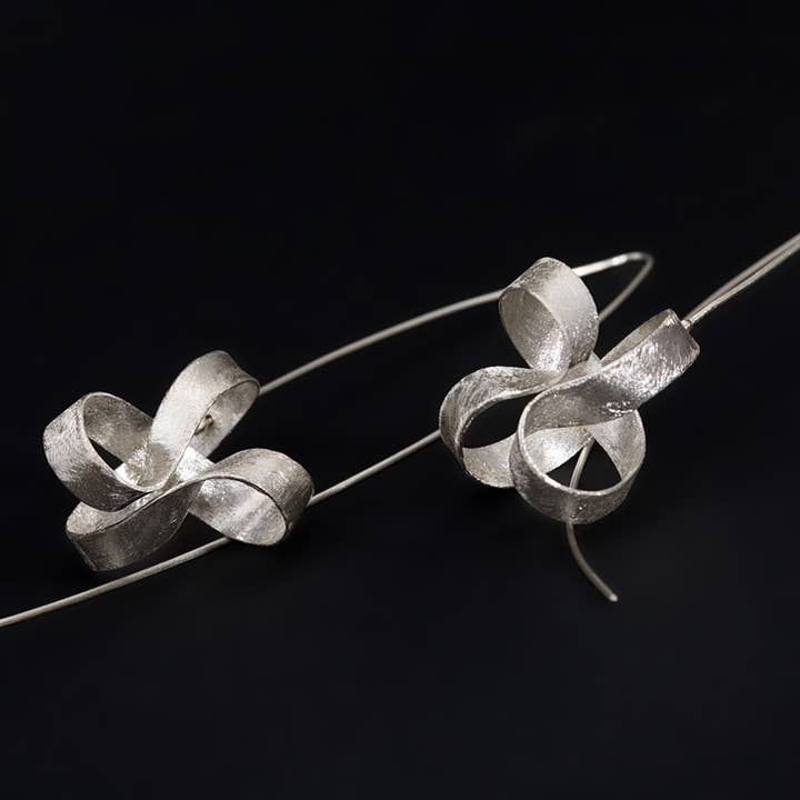 Boucles d'oreilles Moebius big pour la vente par Chiara De Filippis