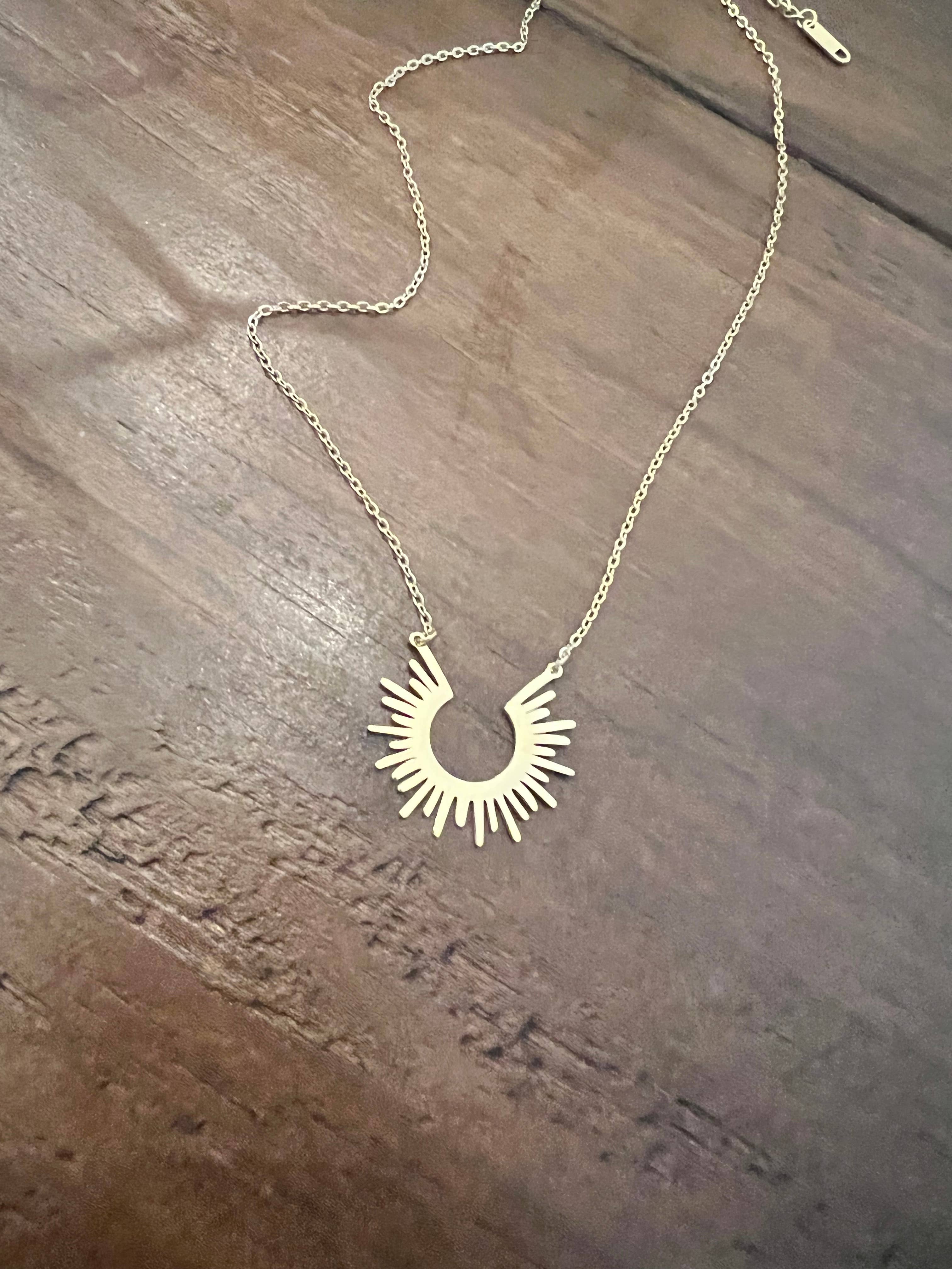 bubs & sass - Wholesale Pendant/Charm Necklace - sun ray necklace2