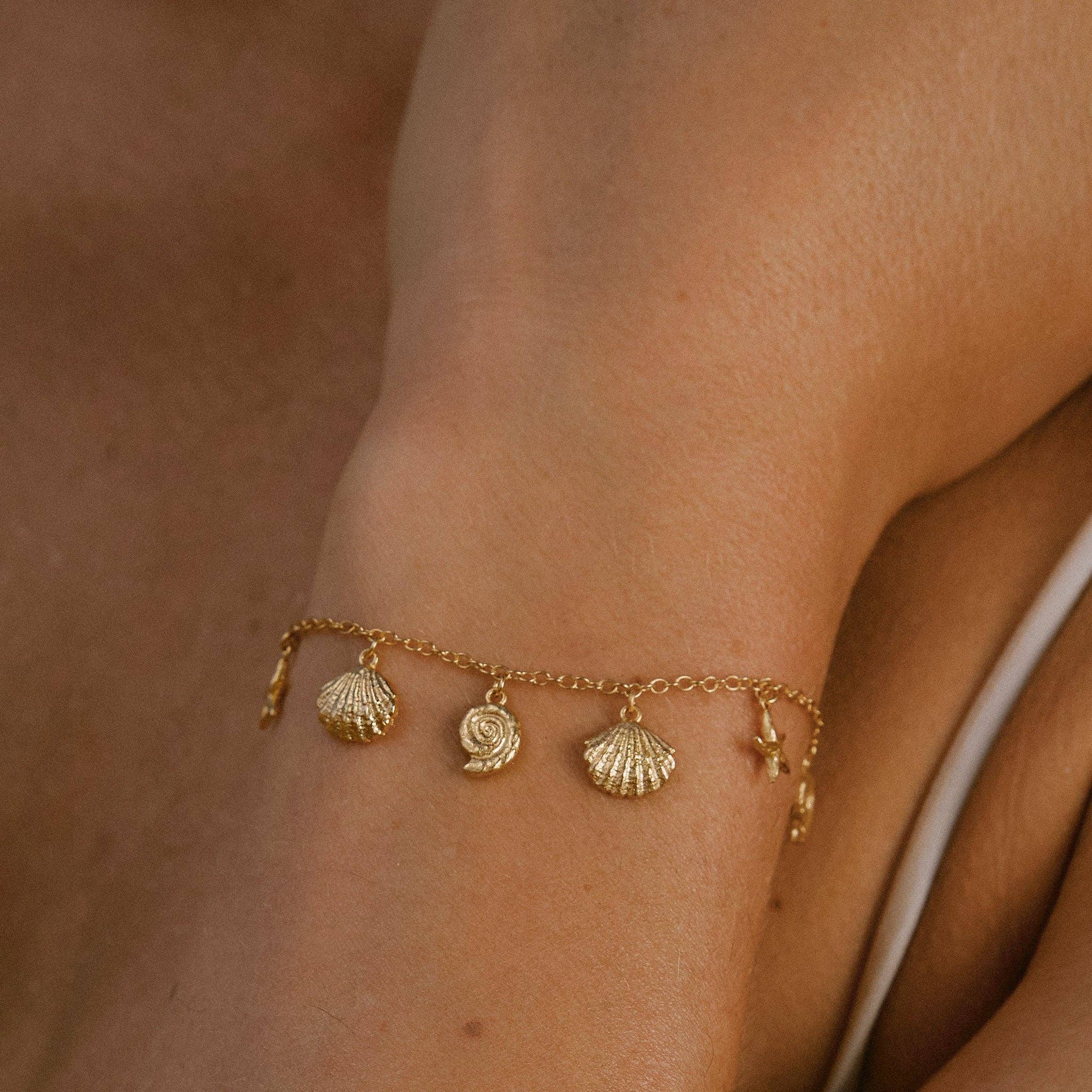 Agapée Jewelry - Wholesale Charm/Dangle Bracelet - Nerina Bracelet | Jewelry Gold Gift Waterproof1