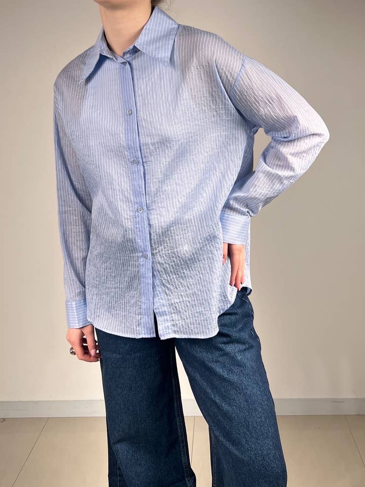 Camicia da donna a righe - ABEL per la vendita all'ingrosso da parte di MAXMILA PARIS