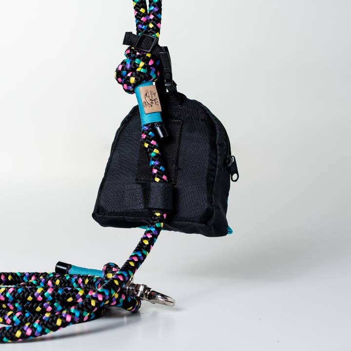 AkraCreations - Wholesale Pet Poop Bag Dispenser - Minipack – Dog Poop Bag Holder & Treat Pouch7