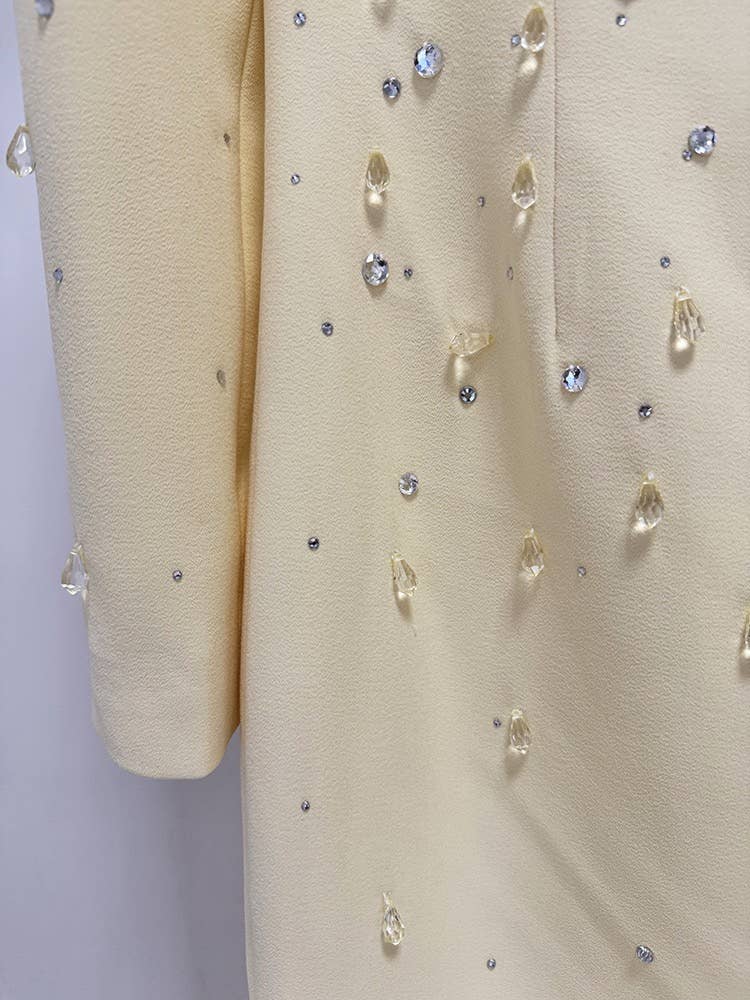 Productseeker – Vestido comprido - Mulher por atacado – Vestido amarelo DR745Y com decote quadrado e diamantes aplicados à mão14