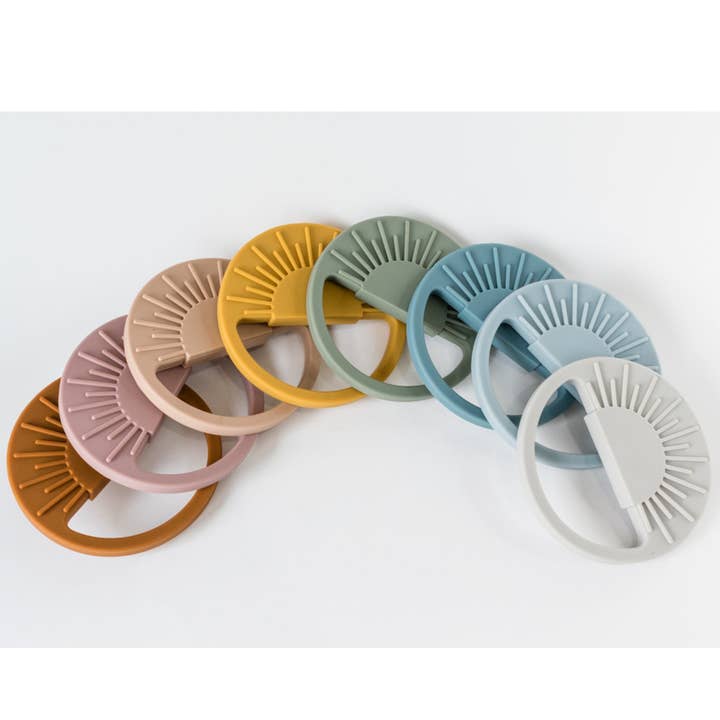 Jouet de dentition Sunburst pour la vente par Babeehive Goods