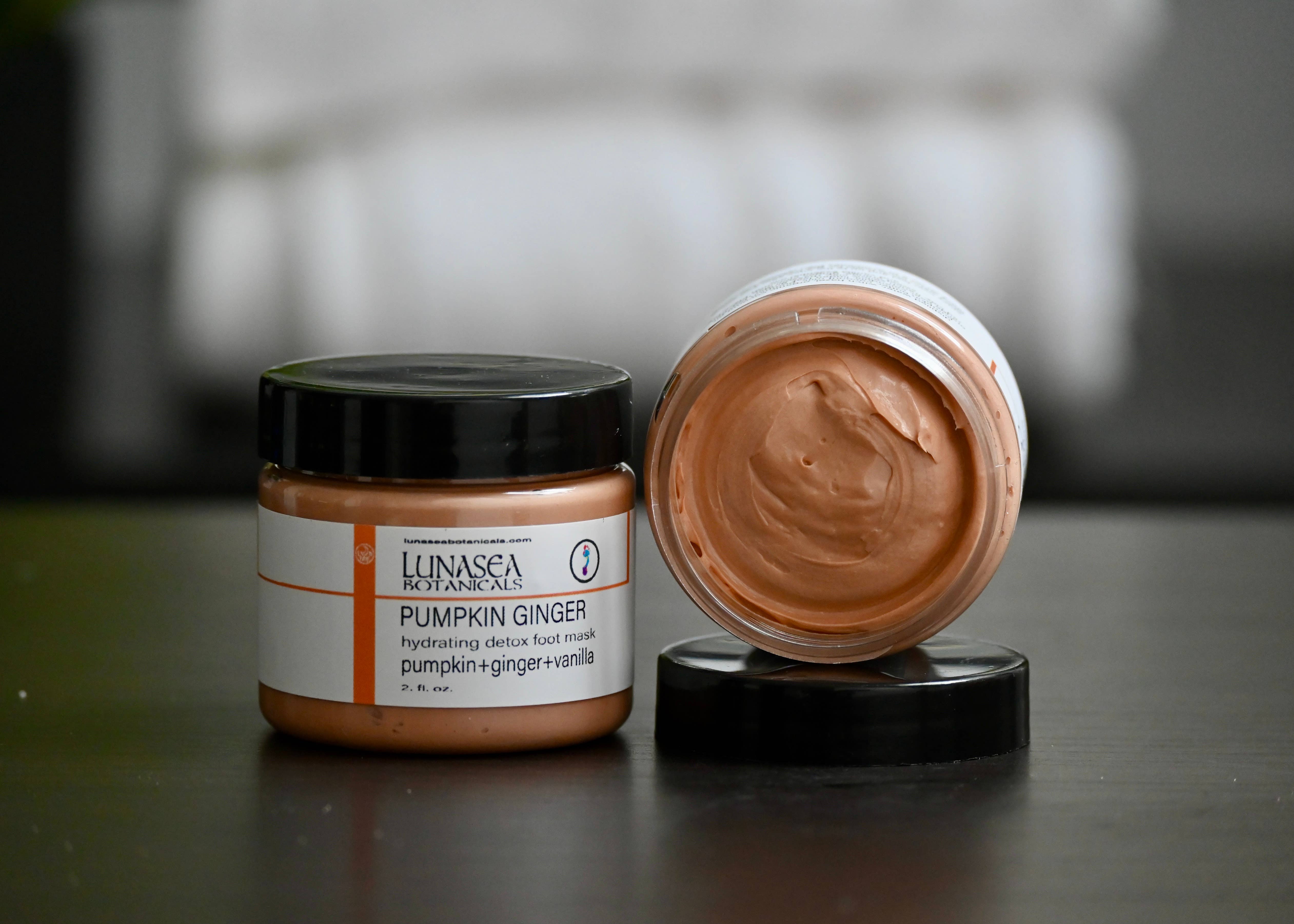 lunasea botanicals - Wholesale Foot Scrub/Polish - Pumpkin Ginger Pedi Spa Kit4