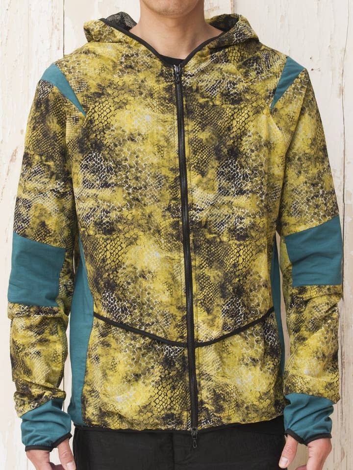 FLP35 T124-JTUL1-J60 Gul Svart Ormmönster för wholesale av Lumen et Umbra