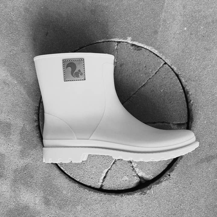 thies ® Bio Rainboot lime vegan | 100% waterproof biodegradable rainboots for wholesale on Faire6