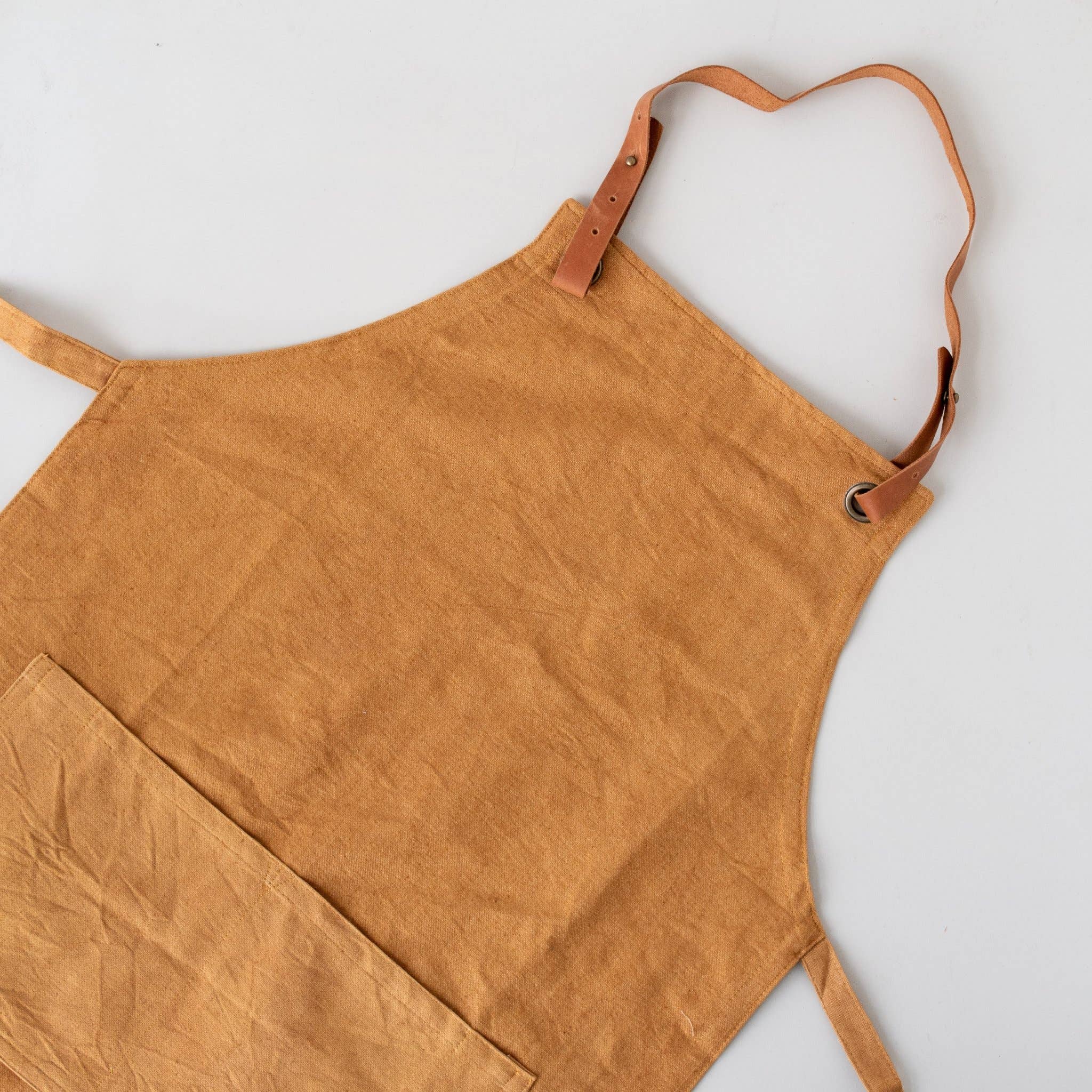 Amani ya Juu - Wholesale Apron - Women's Canvas & Leather Apron6