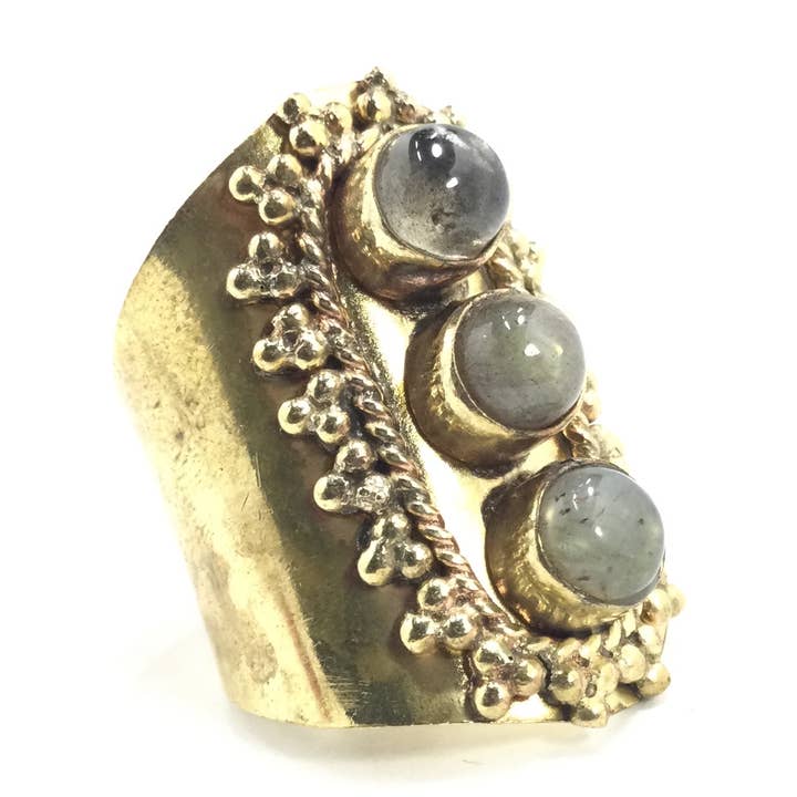 R27708 per la vendita all'ingrosso da parte di The Encore Fashion Group