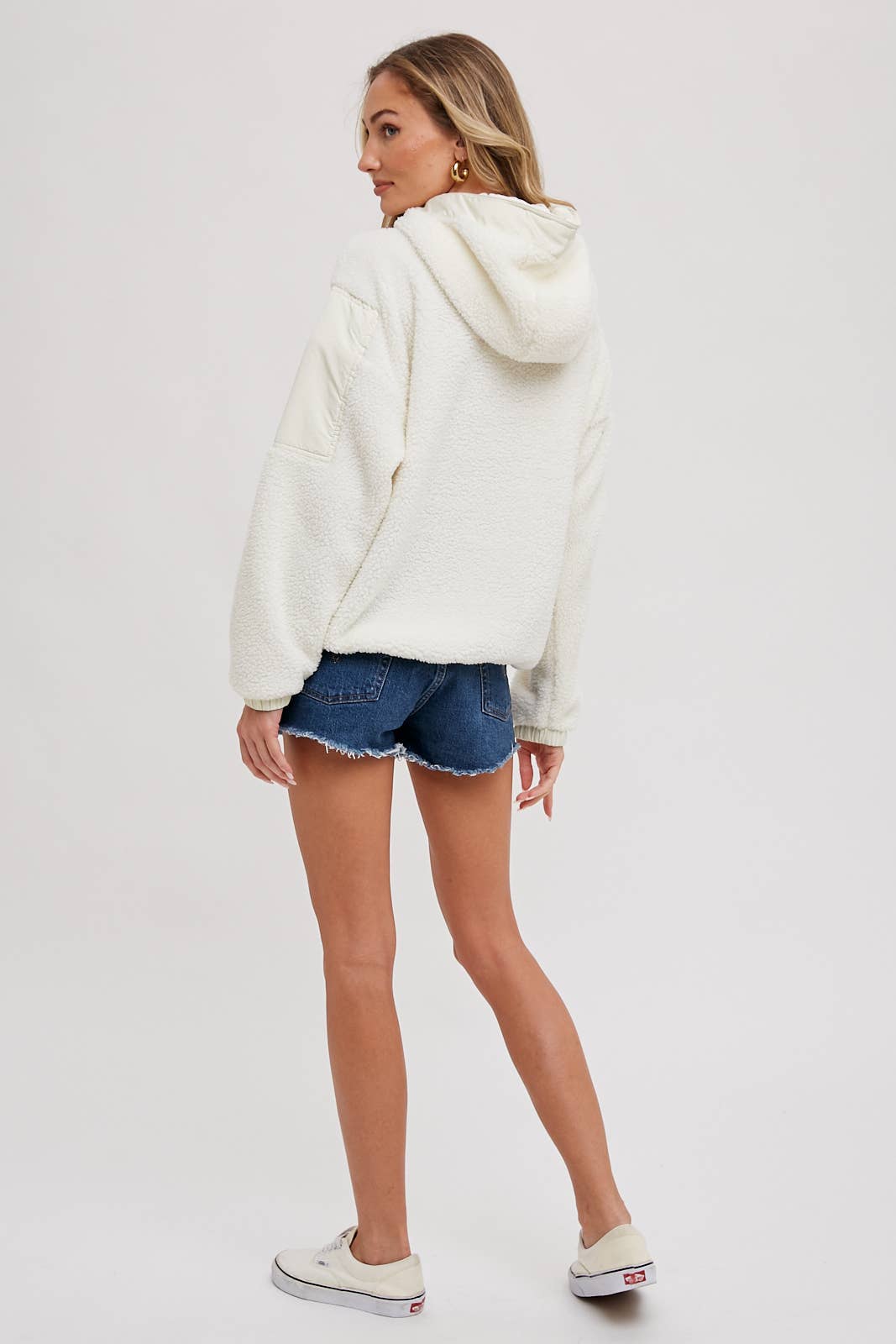 Bluivy - Wholesale Hoodie - Women's - FAUX SHEARLING CONTRAST HOODIE9