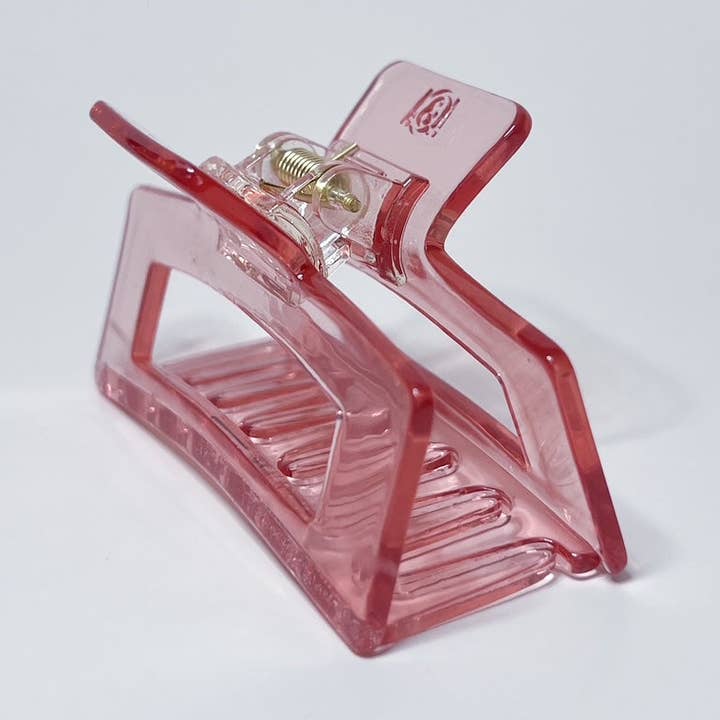 Pince à griffes MIDI écologique rose pour la vente par Antler & Acre