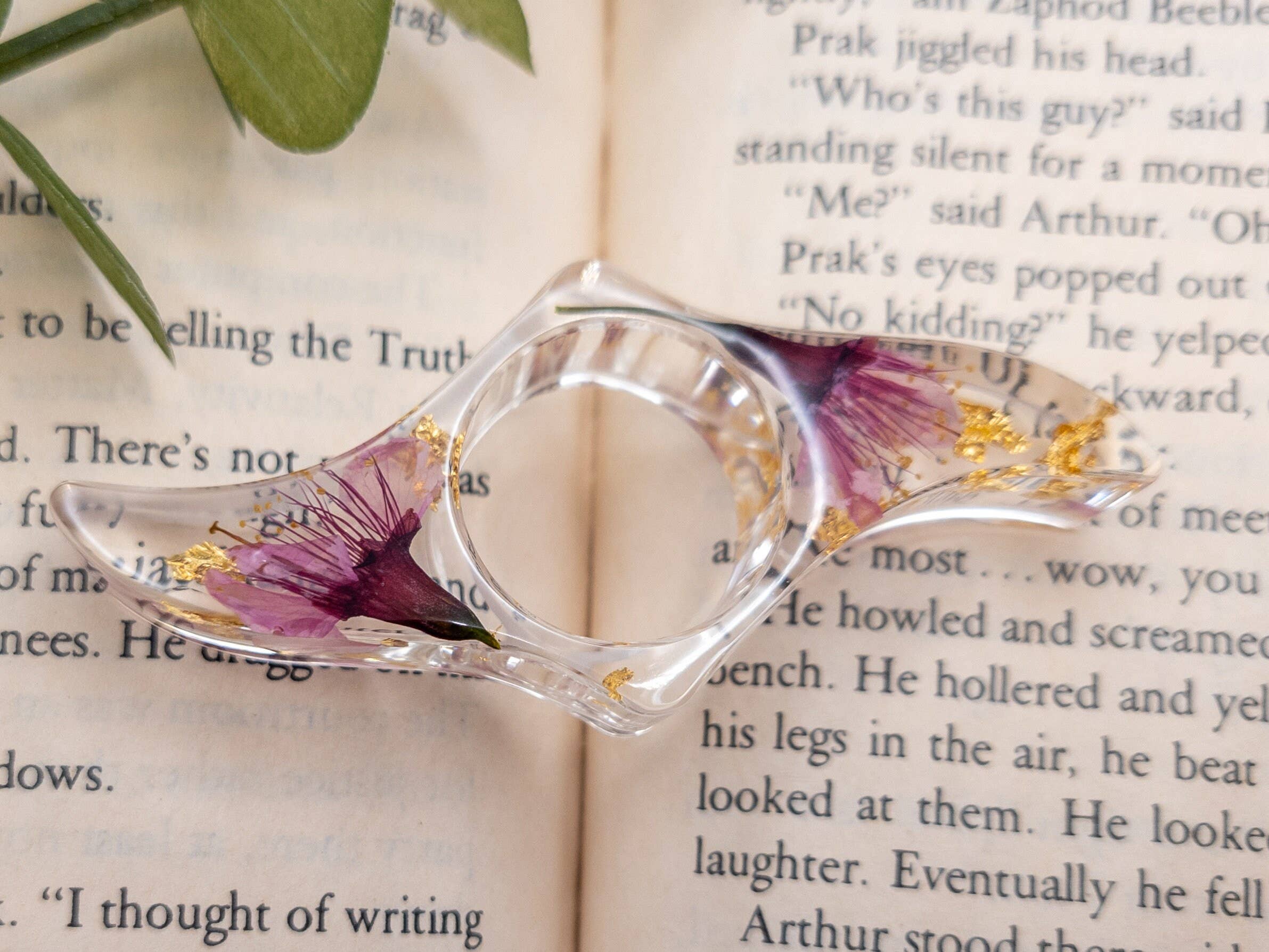 Botanically Bookish - Wholesale Bookmark - Floral Book Page Holder, Flower Thumb Page Spreader2