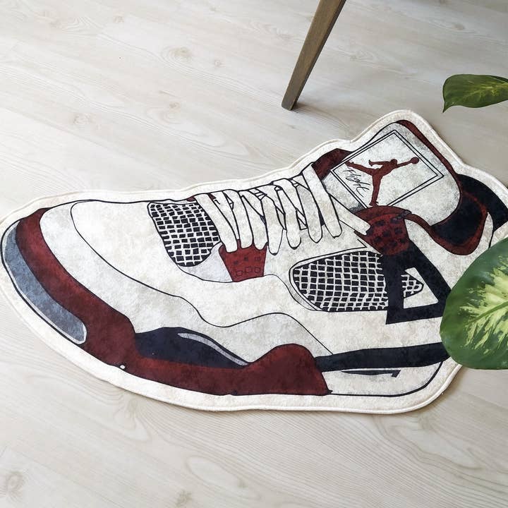 Enico Rugs – Engroshandel Løst tæppe – Rød og hvid Jordan 4 Retro tæppe, sneaker form tæppe