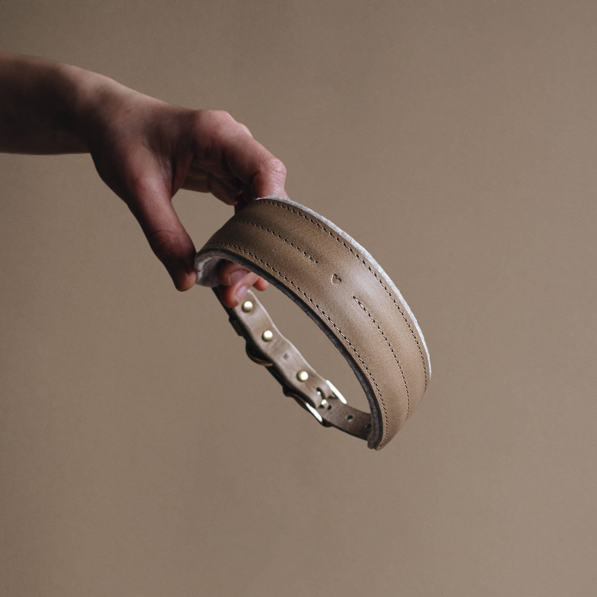 BAND&ROLL – wholesale Pet collar – Dog – Wool Padded Wide Dog Collar. Pine34