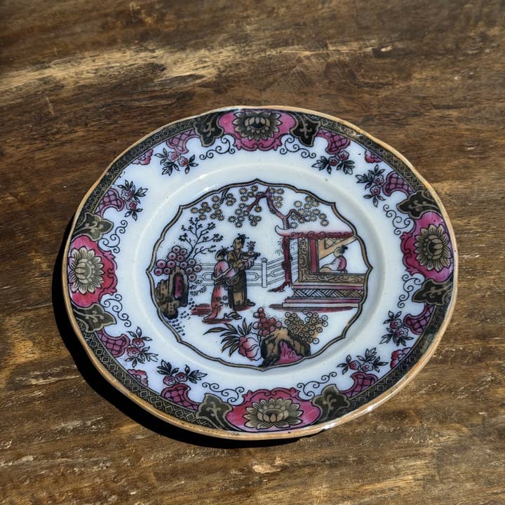 Office Objets - Wholesale Dinner Plate - 1850 Canton plate depicting a garden scene12
