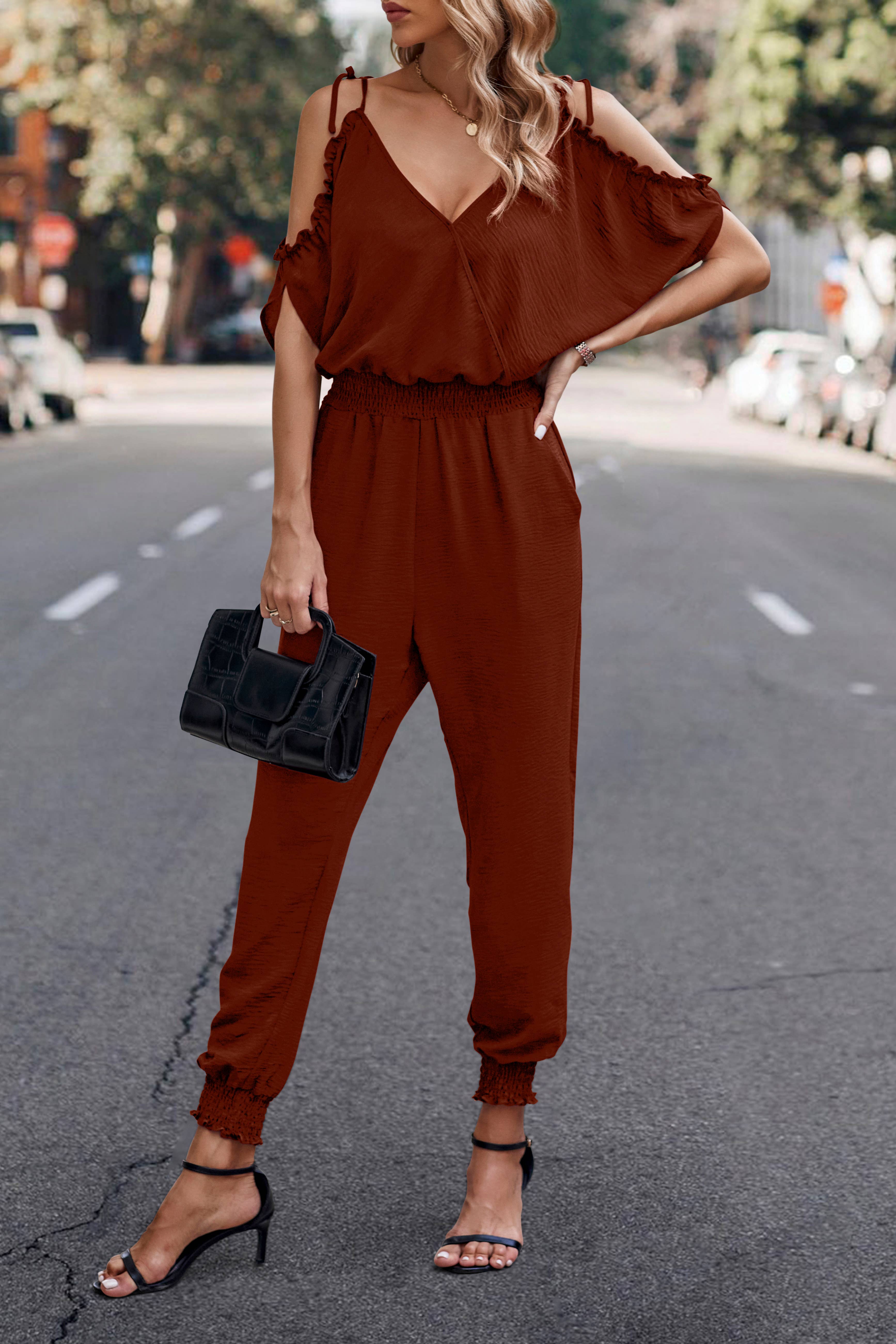 eLook – Großhandel Jumpsuit – Damen – SZ1-J9004 Schulterfreier Wickeloverall mit gesmokter Schulterpartie27