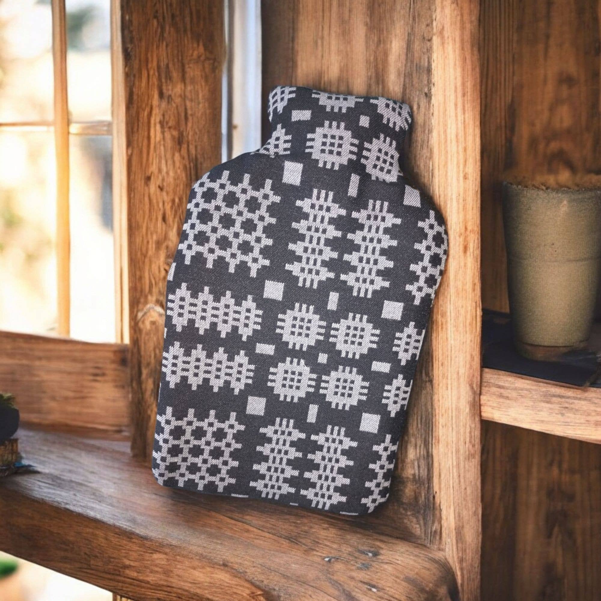 Moose & Co – wholesale Hot/cold compress – Welsh Tapestry Blanket Blanket  1 Litre Hot Water Bottle5