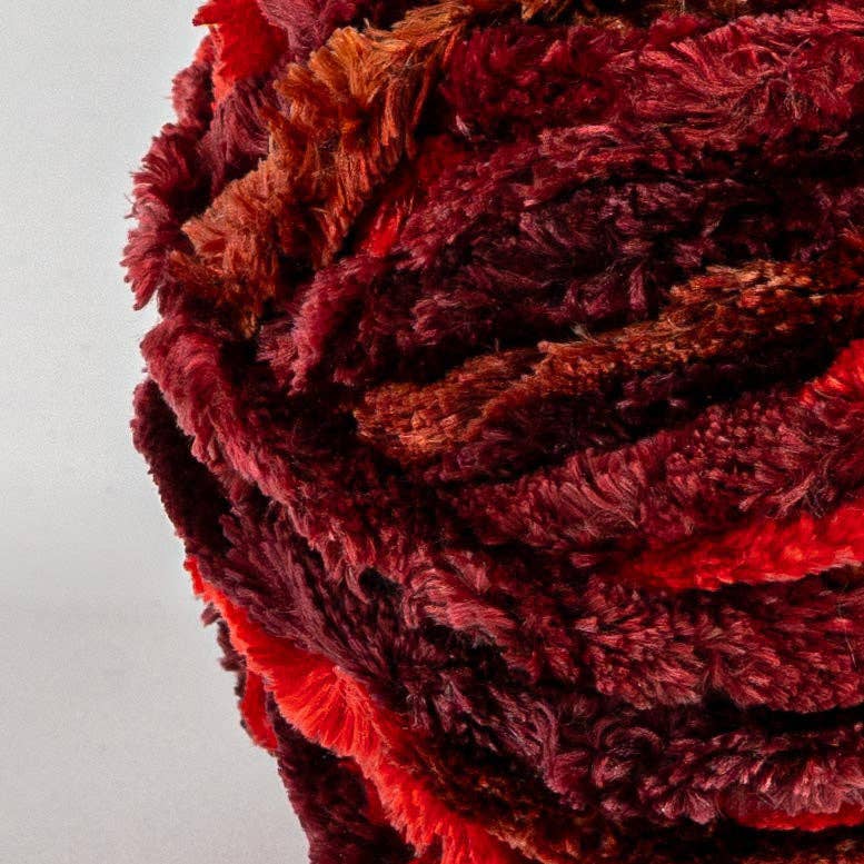 Crafted by Catherine - Wholesale Yarn - Luxe Velvet Yarn | 10.5oz/300g | Super Bulky #6 | Pack of 428