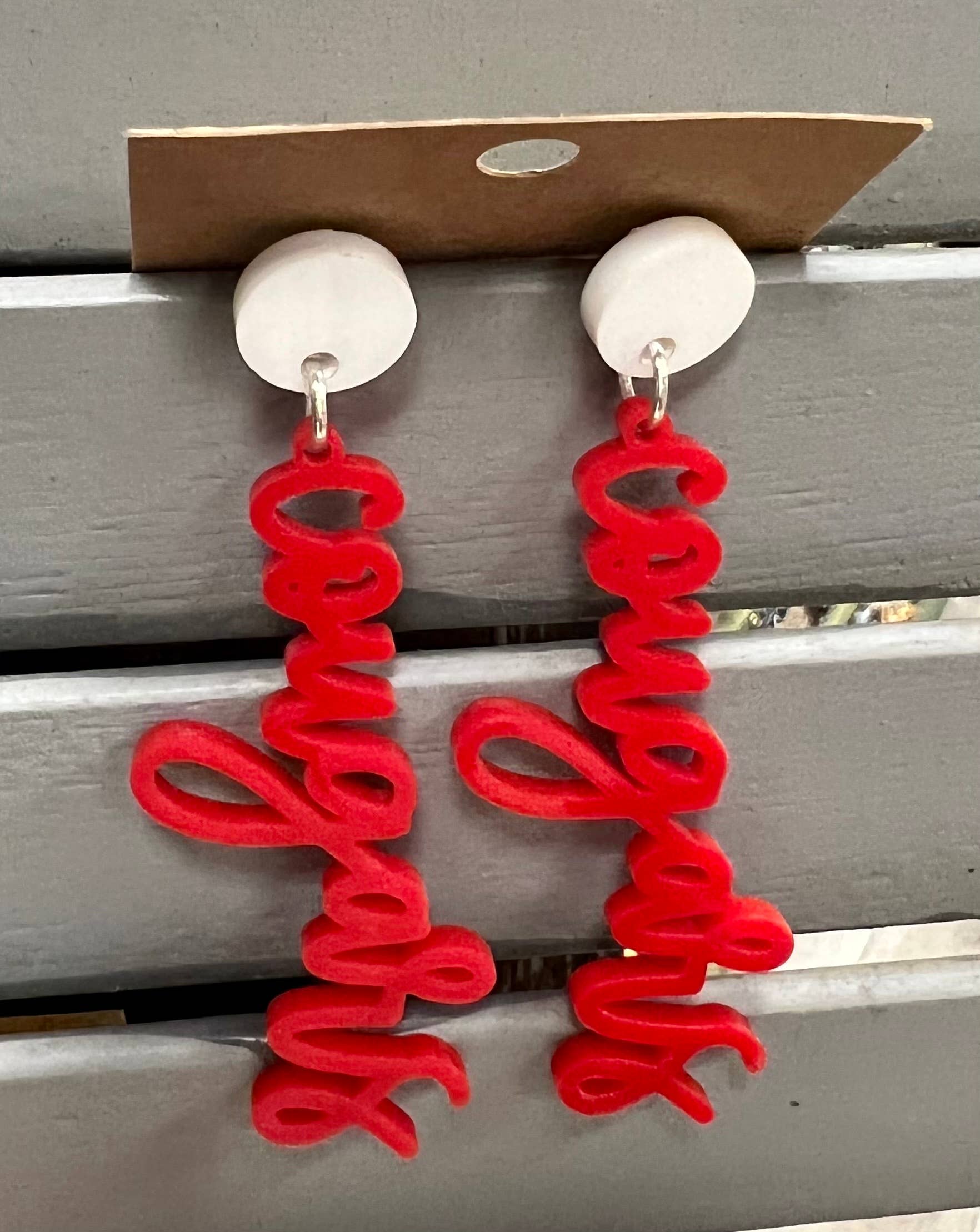 BMR Designs - Vente Boucles d'oreilles pendantes - Boucles d'oreilles Team Word personnalisées - Esprit scolaire - Game Day1