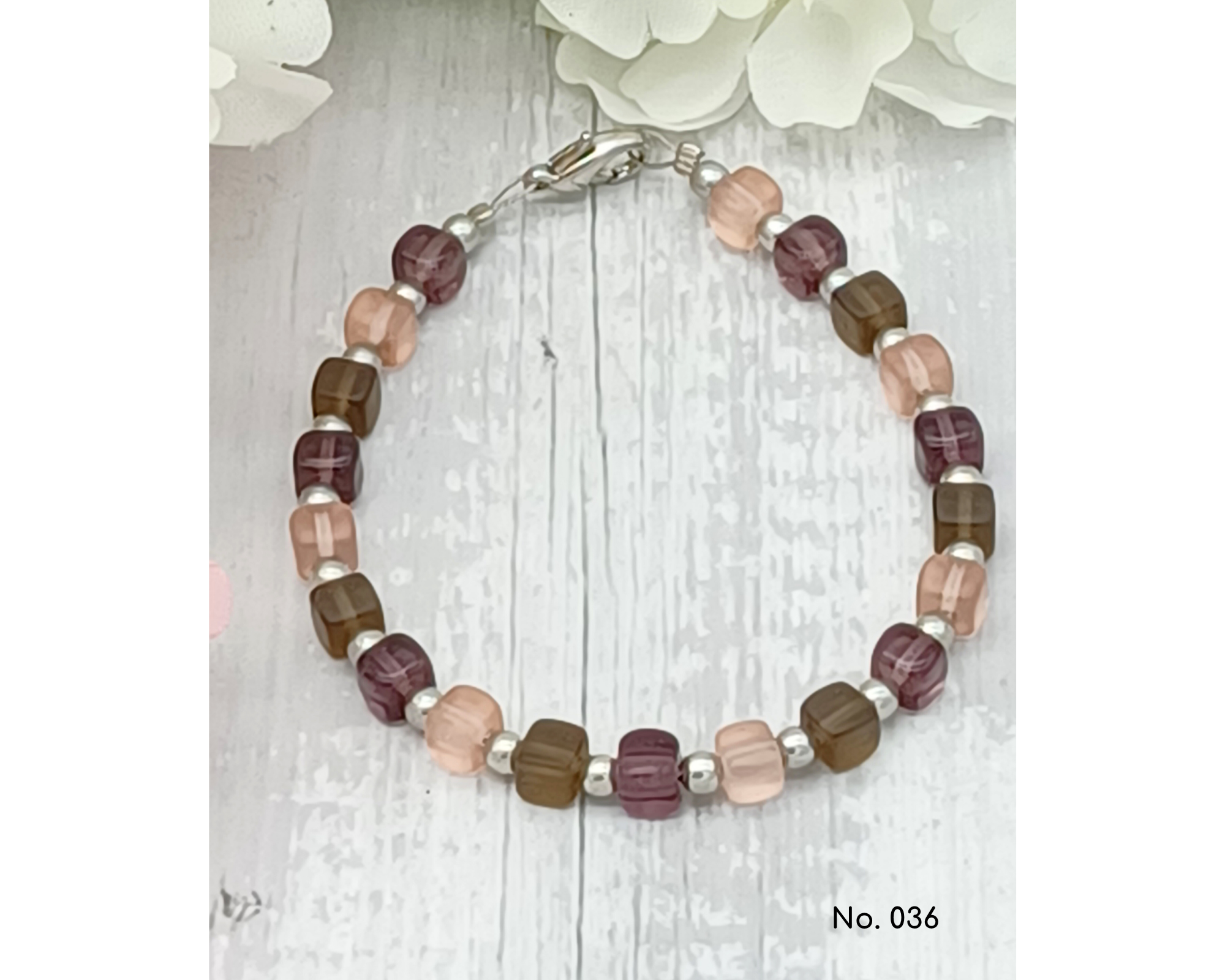 perleperle - Wholesale Beaded Bracelet - Bracelet glass beads, cube shape, Lillie14