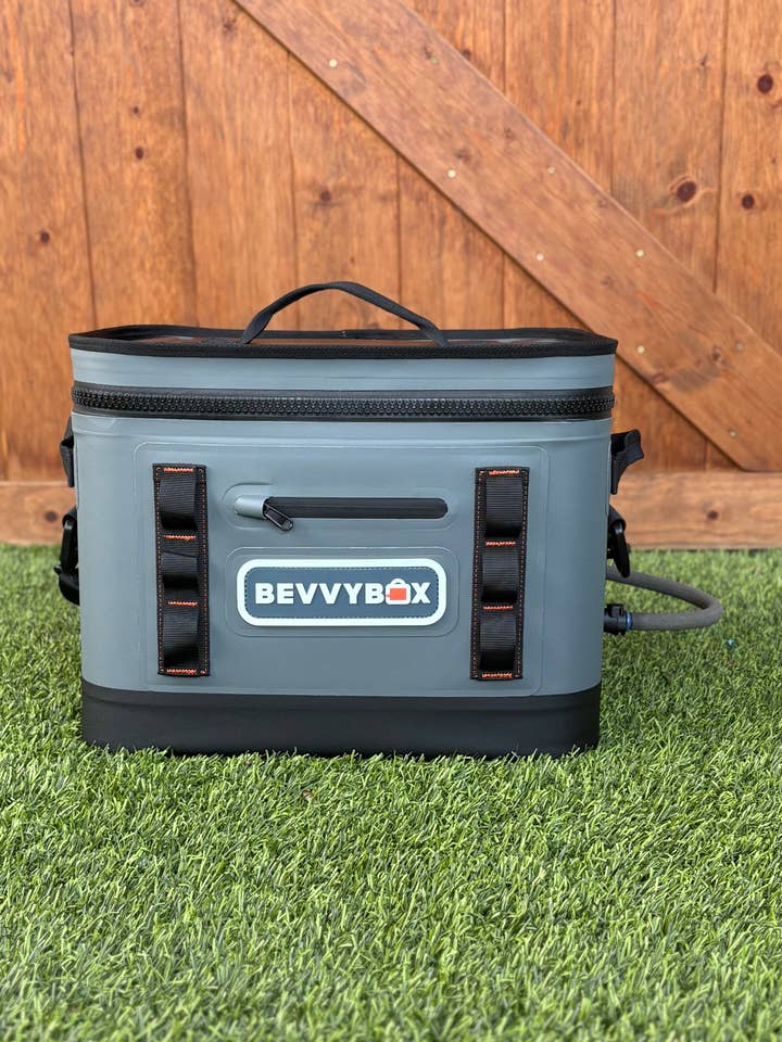 BevvyBox - Glacière à Cocktails pour la vente par Bevvybox