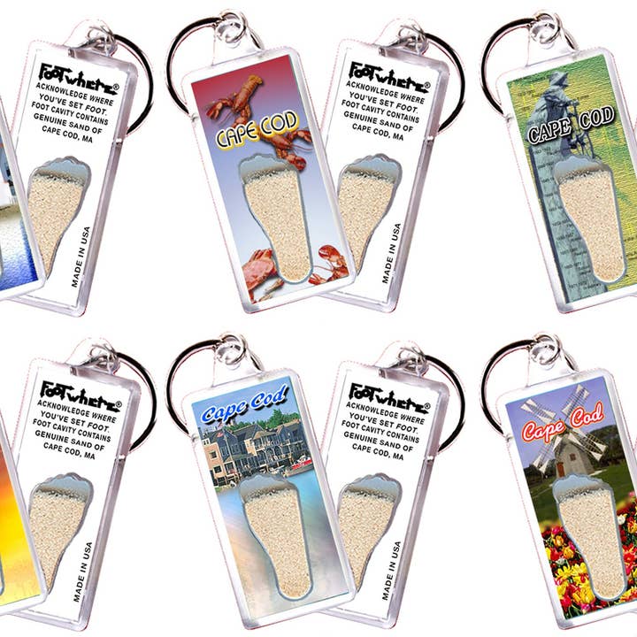 Cape Cod FootWhere® Souvenir Sleutelhanger. 72 stuks/ 6 verschillende stijlen. voor wholesale door FootWhere- USA Group, Inc.