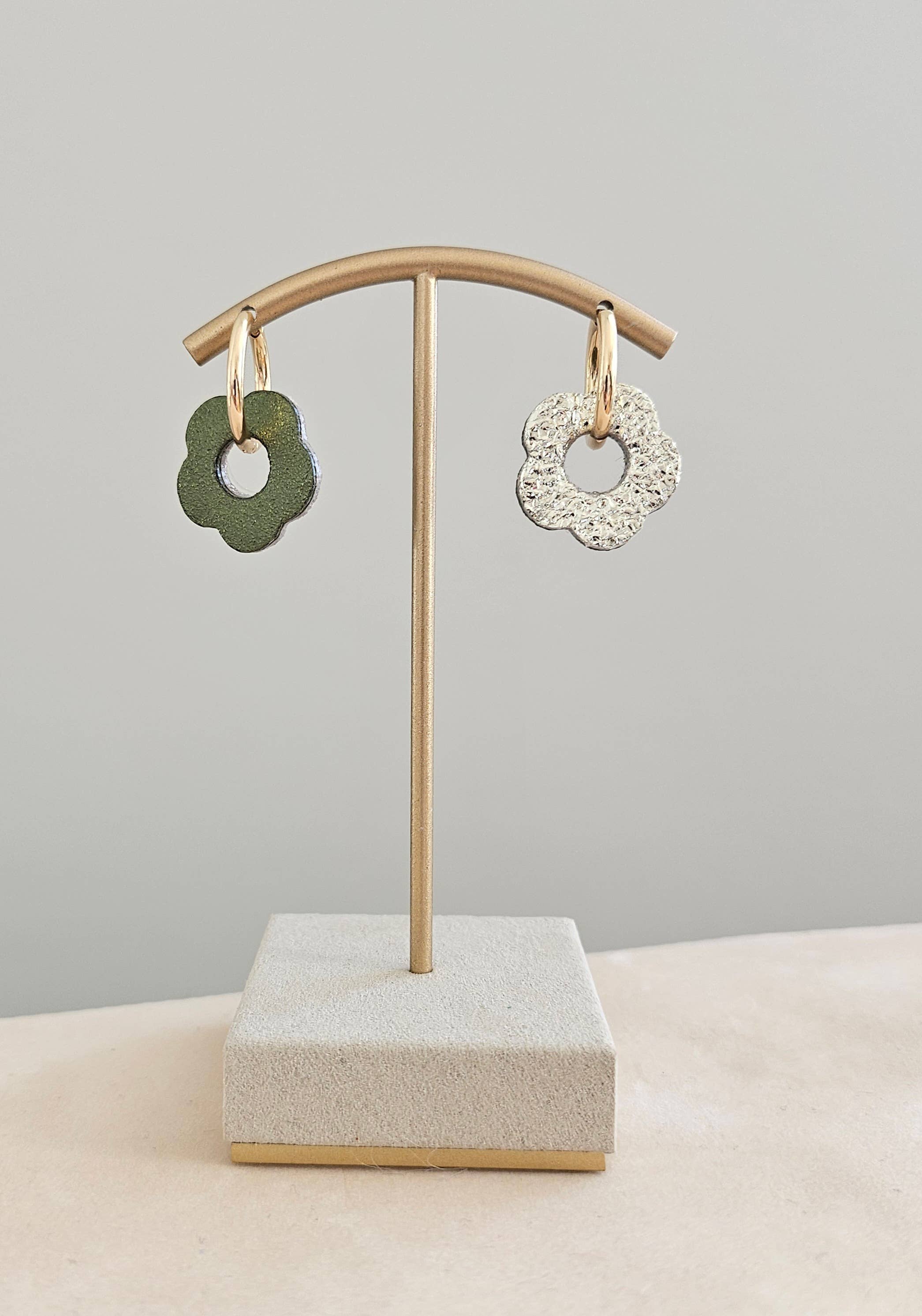 Royal marais - Wholesale Hoop Earrings - upcycled leather flower hoops 12