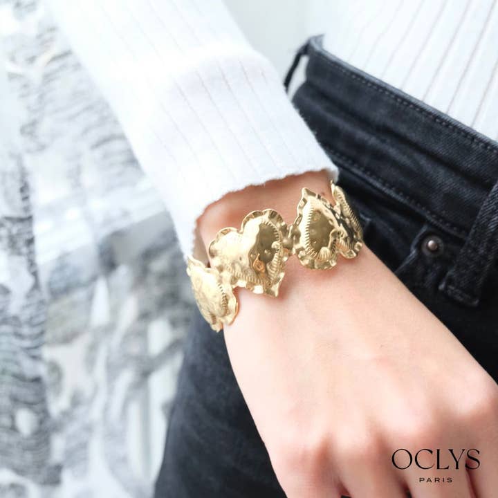 Pulseira tipo algema corações aço inoxidável dourado Marie por atacado de Oclys