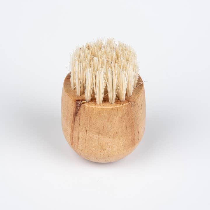 Baudelaire - Wholesale Body Brush - Cedar 2" Handheld Complexion Brush