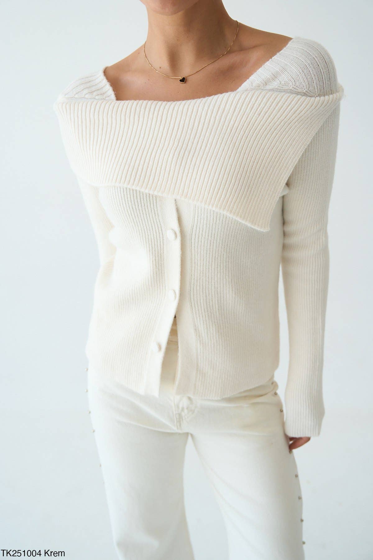 Design company-Fatma Balkir - Wholesale Knit Sweater - Women's - Asymmetric Neckline Women’s Knit Sweater4