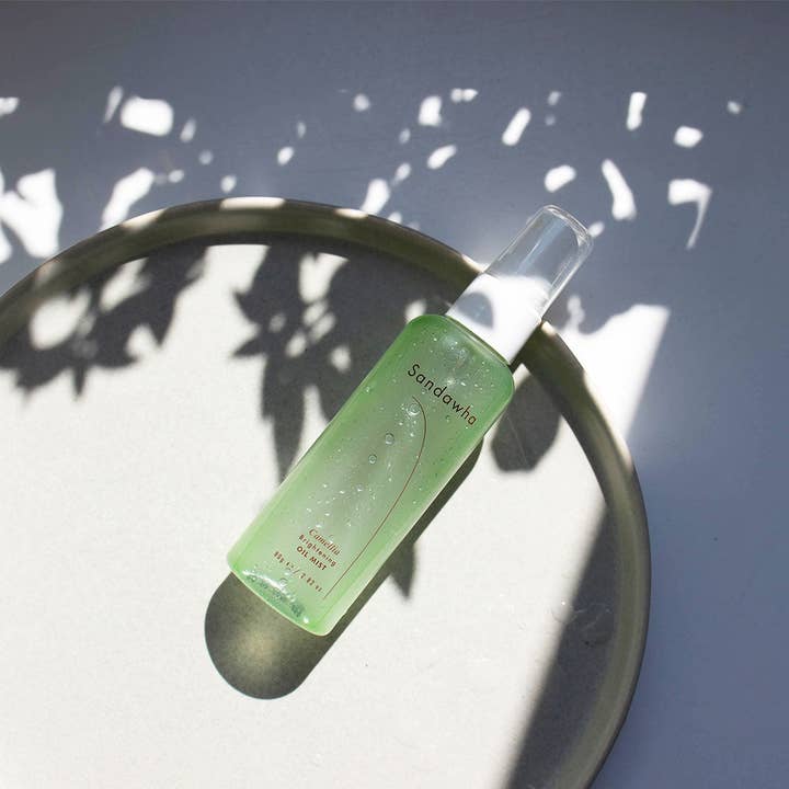 REMOVED BRAND - Wholesale Face & Body Mist/Water - Camellia Brightening Oil Mist - Natural Korean Cosmetic