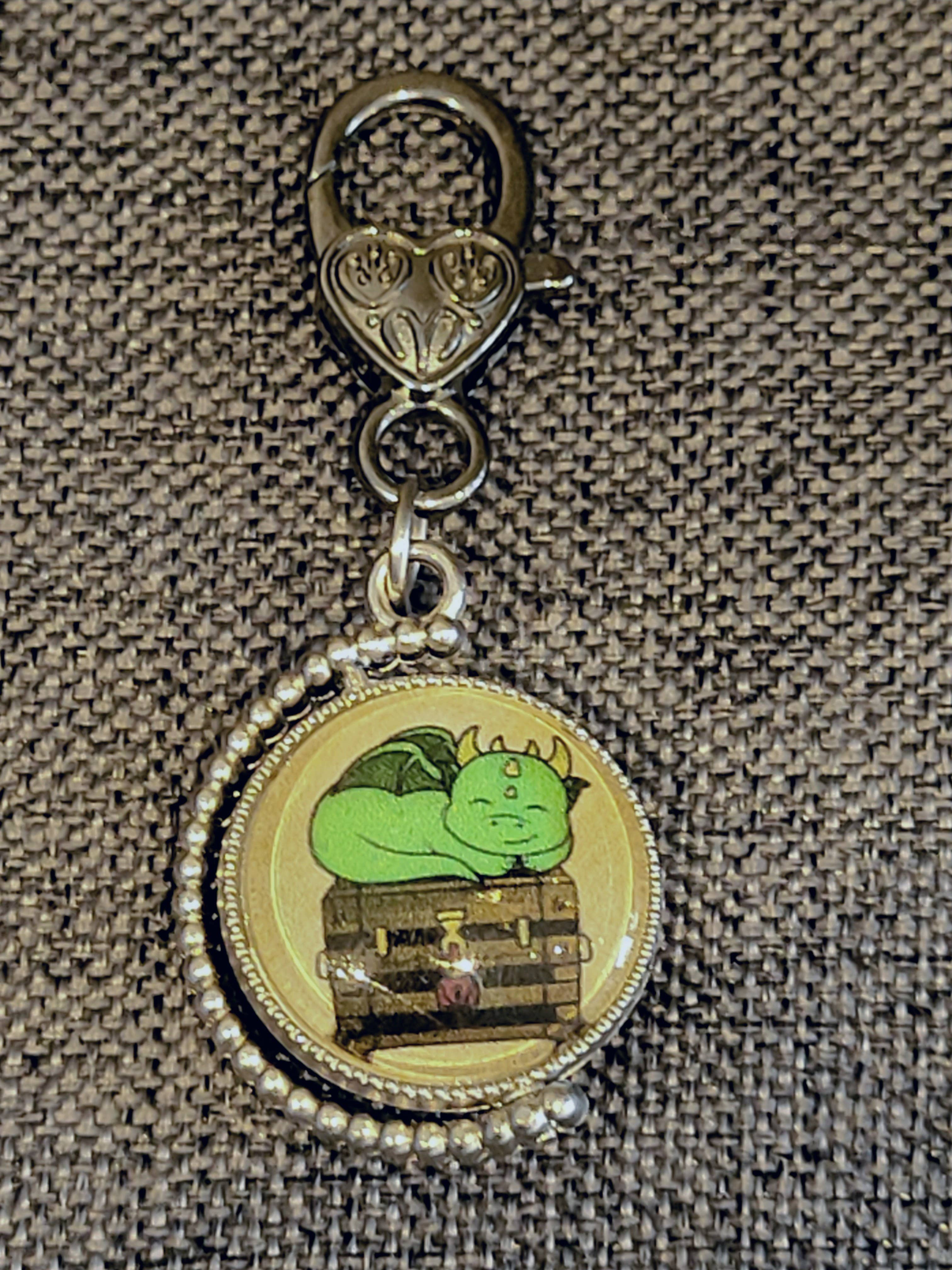 Con-Quest Crafts - Wholesale Sleutelhanger - Uniseks - Dungeons & Dragons Fidget Charms dubbelzijdige sleutelhanger4