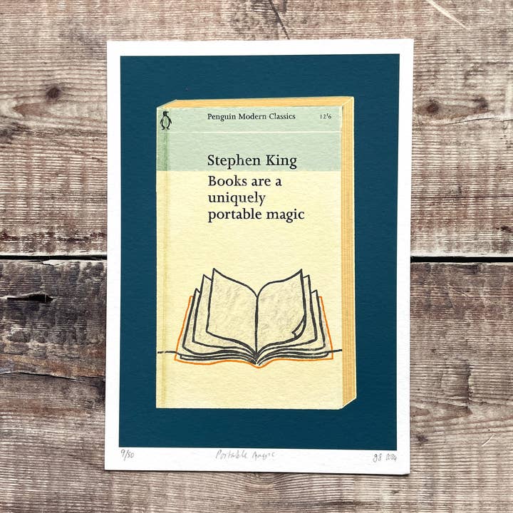 Portable Magic - édition limitée, impression giclée pour la vente par Design Smith