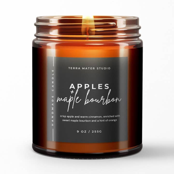 Appels & Maple Bourbon 100% Natuurlijke Kaars | 50+ Uur Brandtijd voor wholesale door Terra Mater Studio LLC