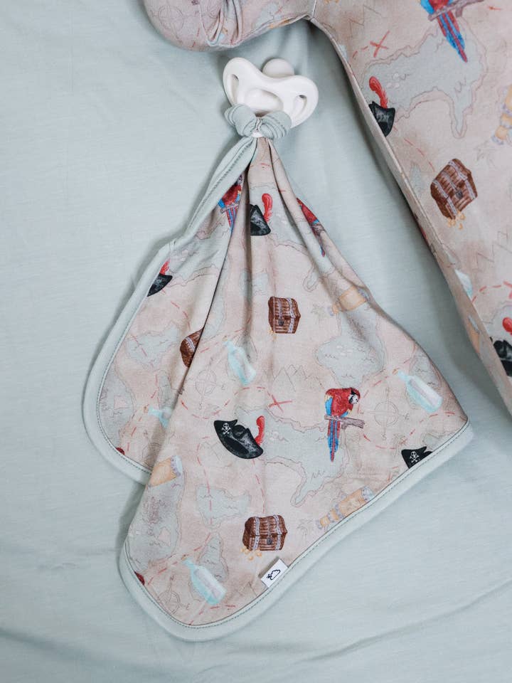 Dream Big Little Co. - Wholesale Security/Cuddle Blanket - Baby - PARROT BAY DREAM LOVEY4