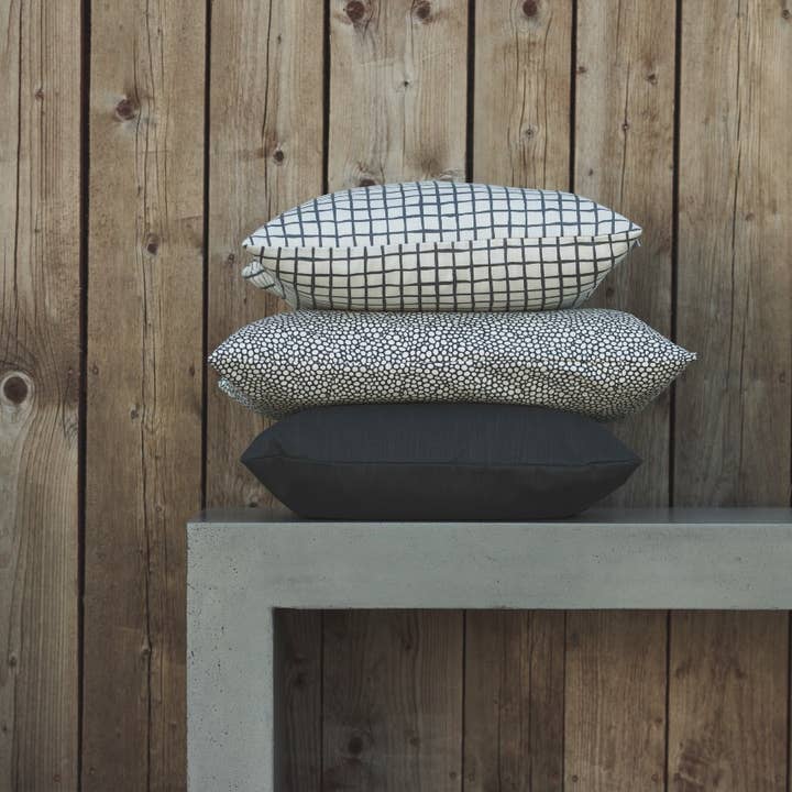 Spira of Sweden - Wholesale Throw Pillow Cover - DOTTE 50 Cushion Cover 50x50 cm - Asphalt1