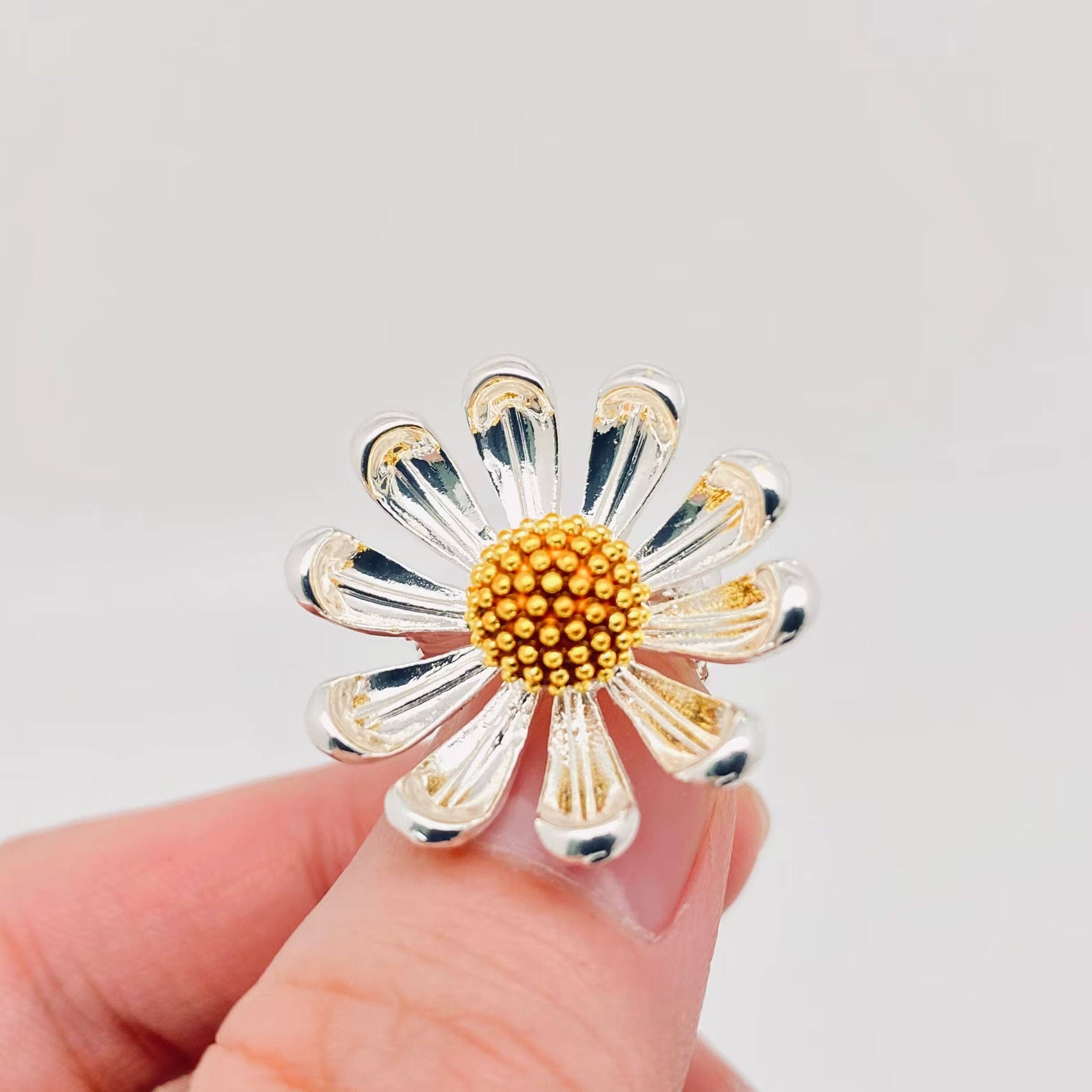 Mio Queena - Wholesale Brooch - Little Daisy Brooch