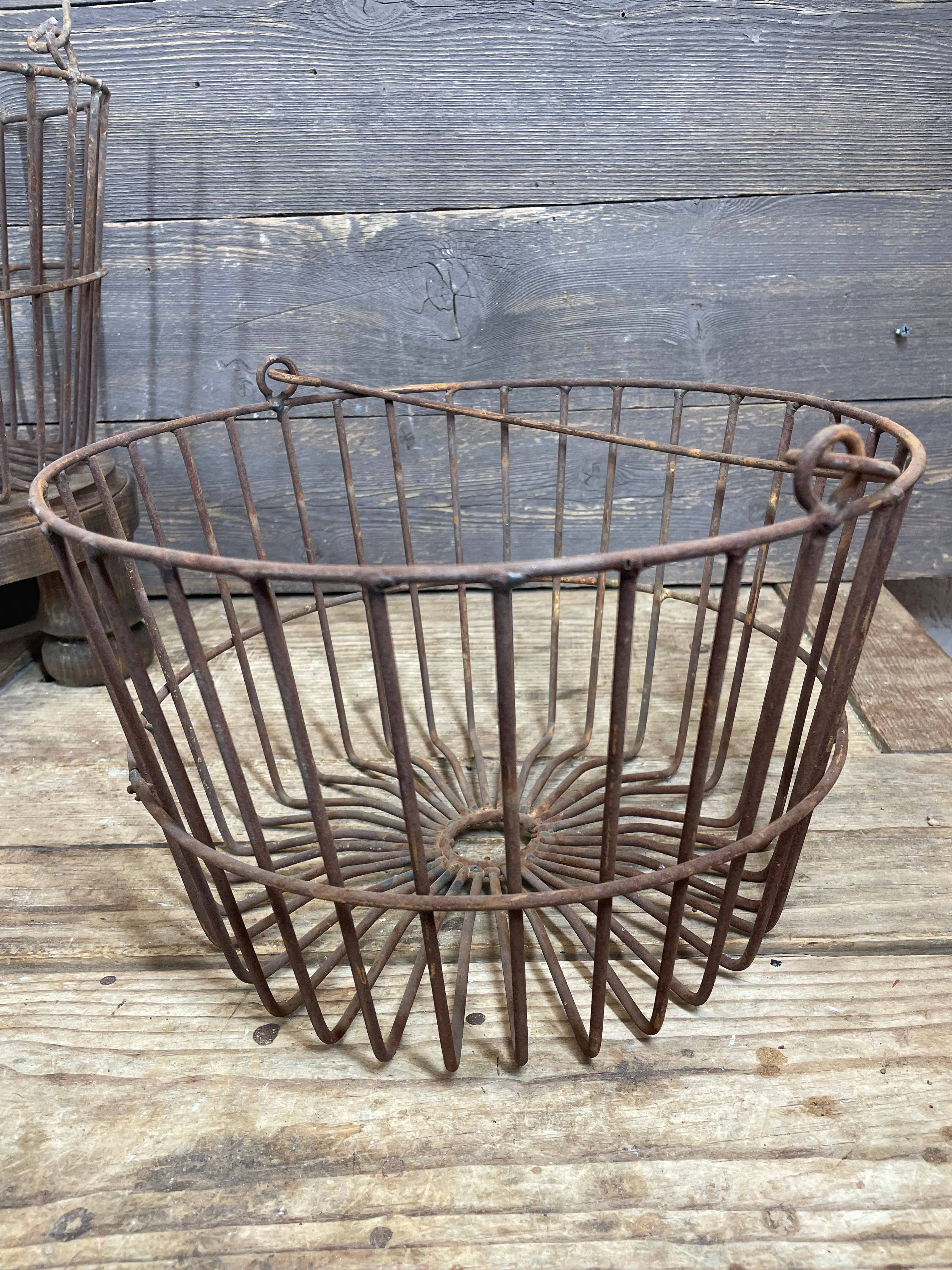 My Amigos Imports – wholesale Basket – Rusty Farmhouse Metal Egg Basket-WH-4 Sizes-NEW-Rustic3