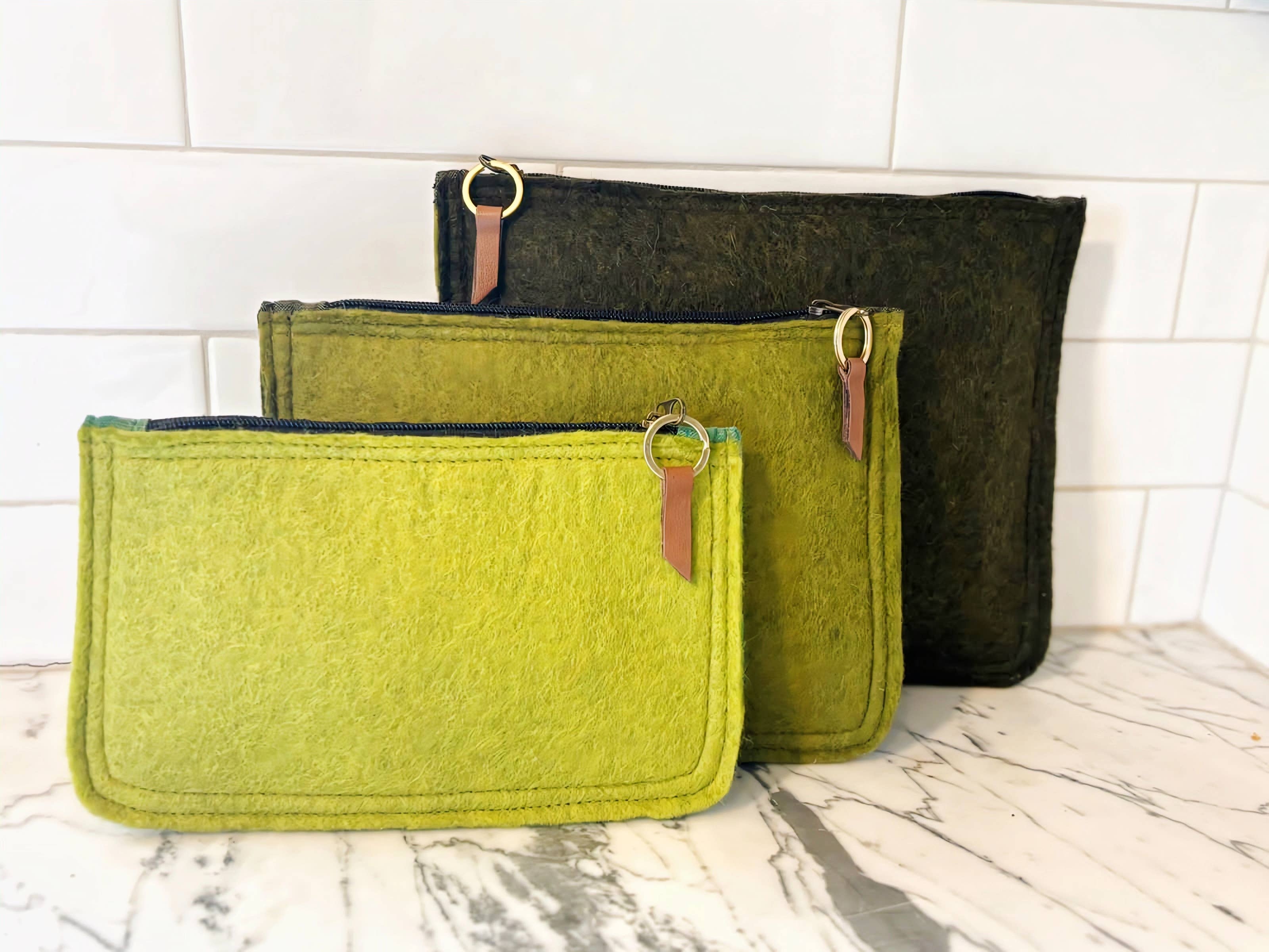 Fibres of Life - Wool & Felt - Wholesale Pouch - Women's - Modern 2-Tone Pouch Mixed Size Bundle1