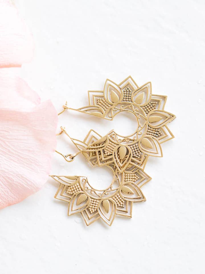 Brincos de Argola Mandala (Latão) por atacado de Meelah Collections