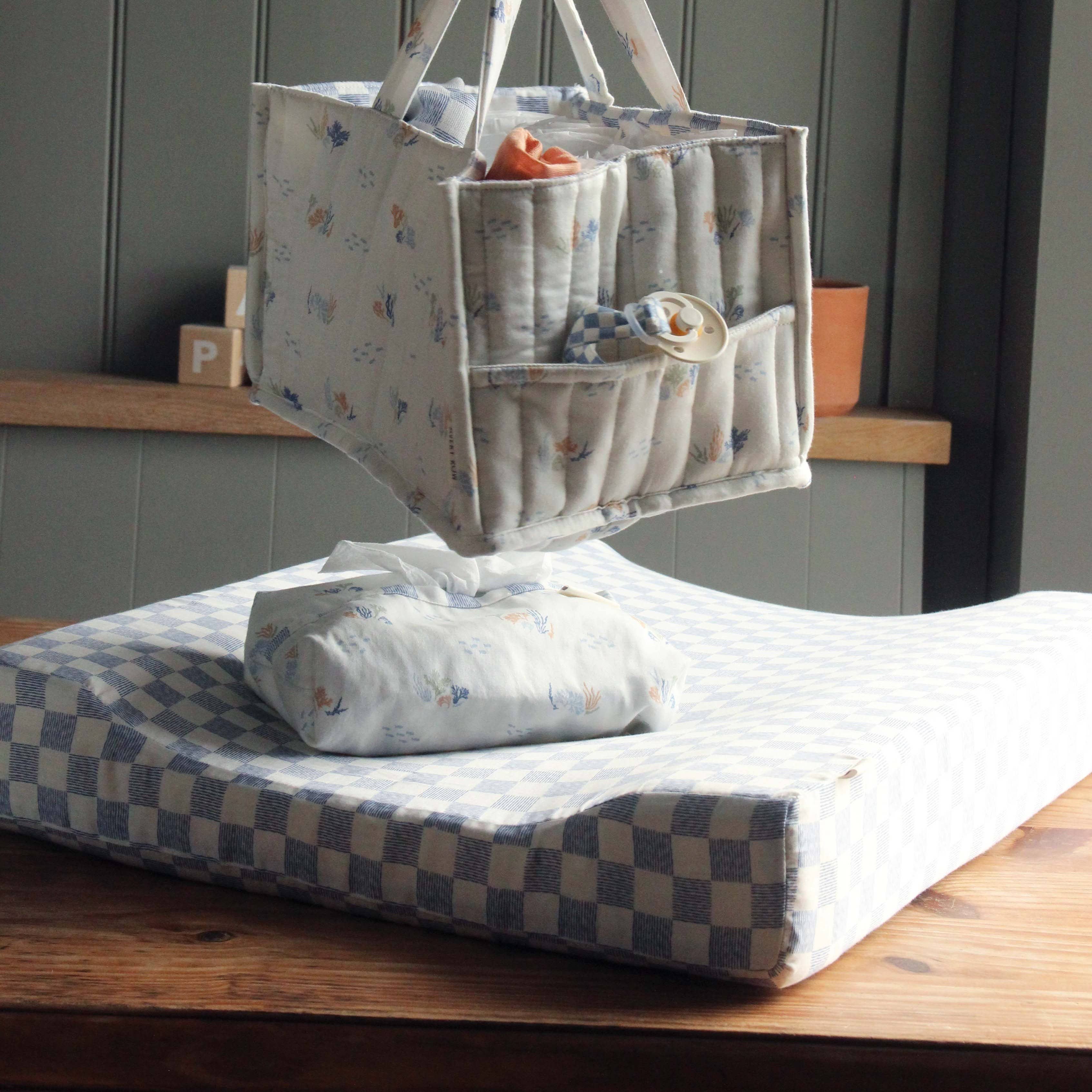 Avery Row – Engroshandel Skiftemåtte/underlag - Baby – Babypuslemåtte - Waves2