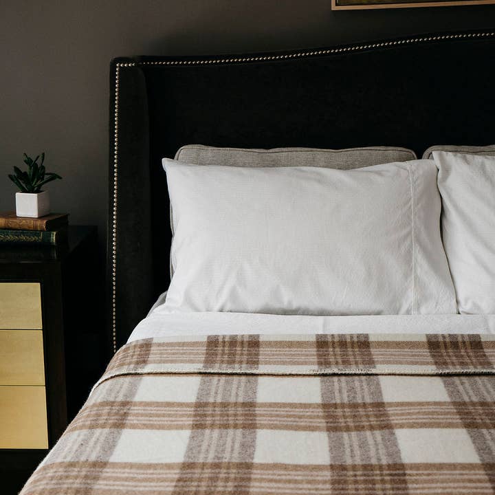 Evangeline Linens - Wholesale Bedding Blanket - Plaid Merino Wool Bed Blankets7
