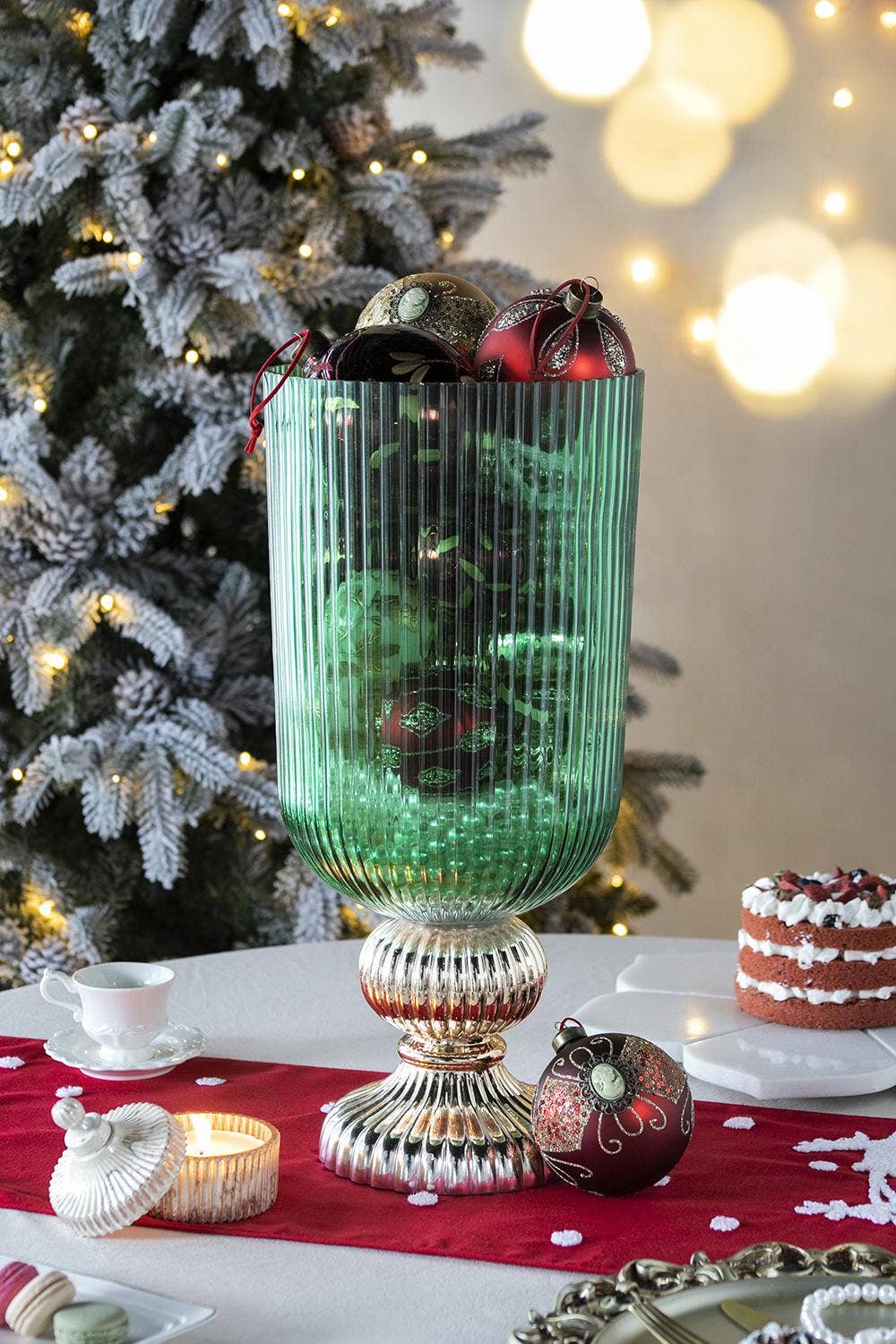 A&B Home Group Inc. - Wholesale Vase - D9.3x20" Flower Vase - Green/Gold1