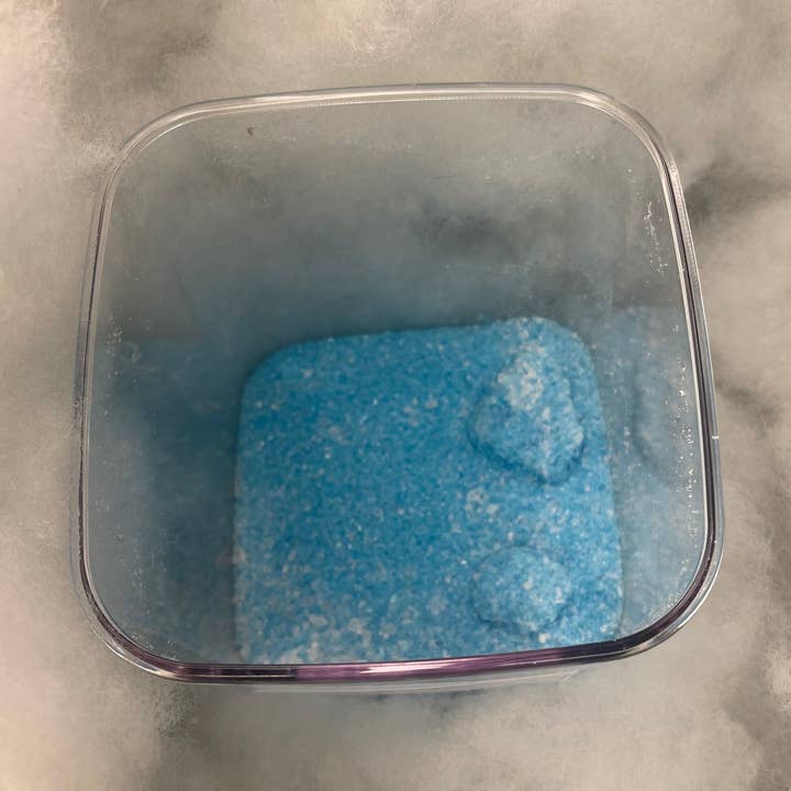 Bath Salt W/Essential Oil for wholesale by Universal Smell