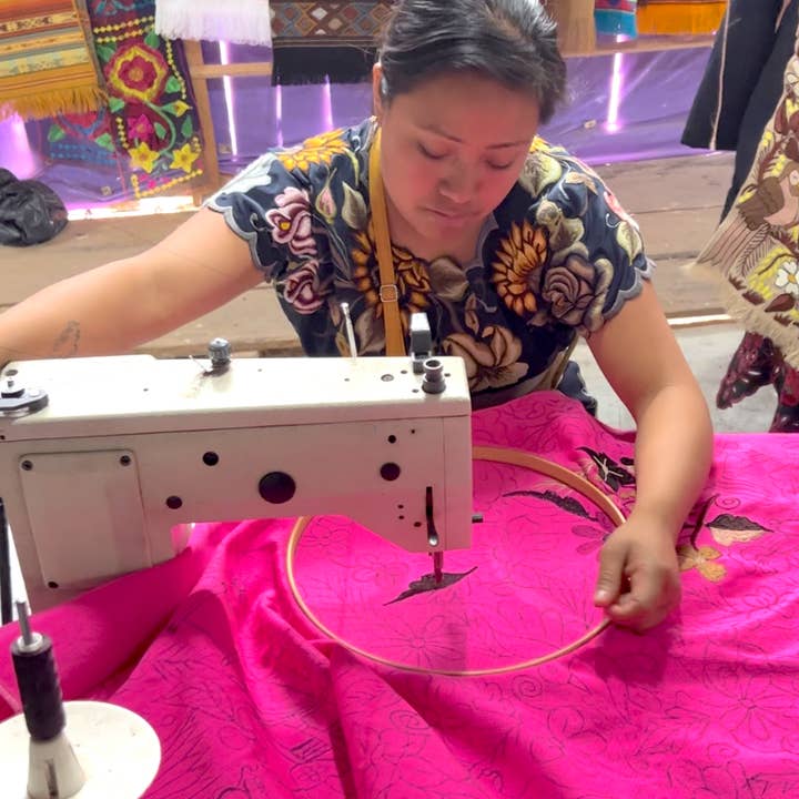 Lumily - Wholesale Table Runner - Flower Table Runner (Small) - Guatemala6