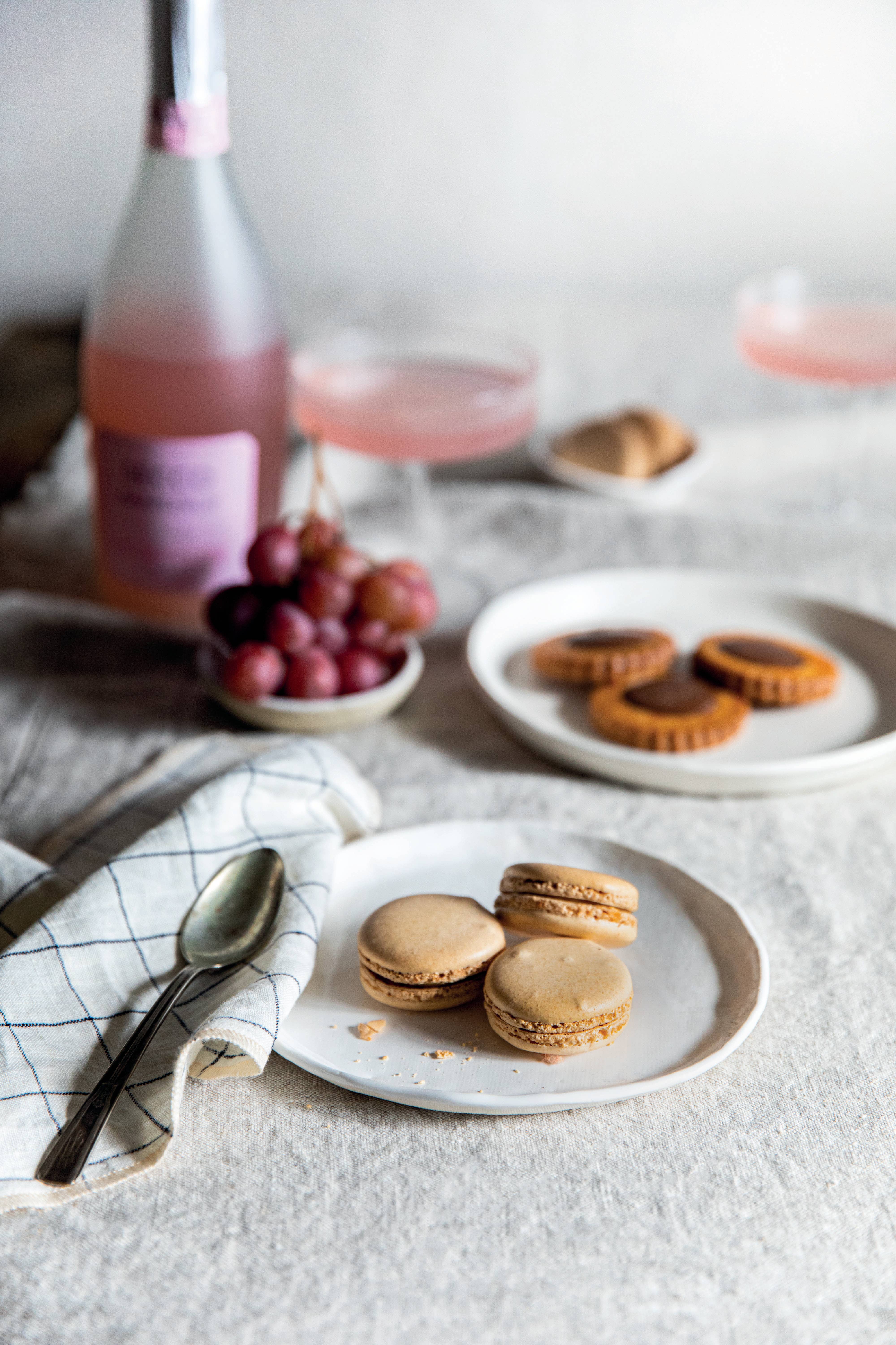 Schiffer Publishing - Wholesale Business & Finance Book - Styling Beyond Instagram11