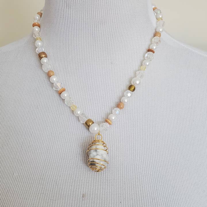 Skullduggery Studios - Wholesale Pendant/Charm Necklace - Beaded Necklace with Crystal Pendant2